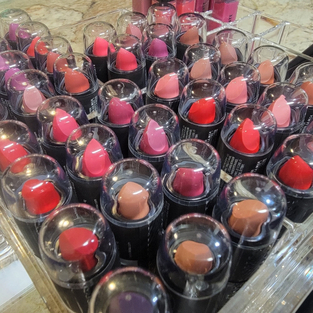 BISSU MATTE LIPSTICKS